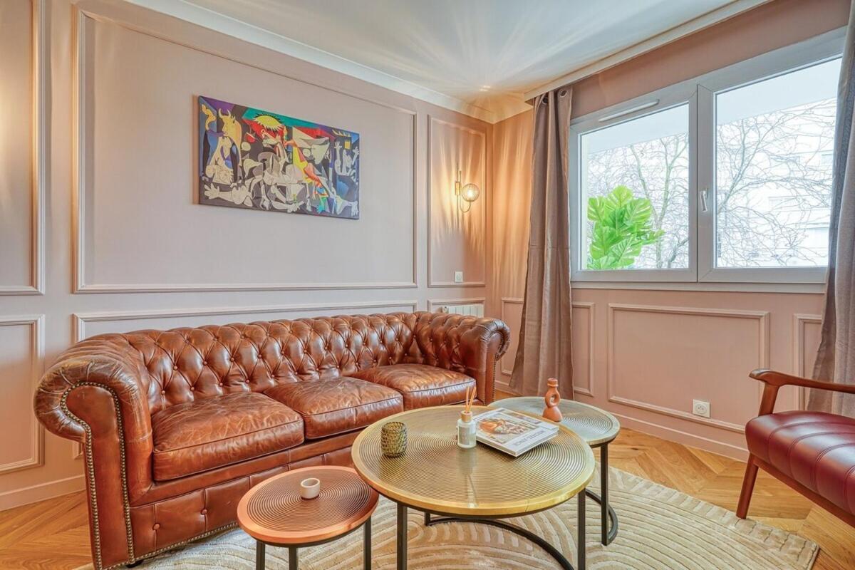 Melody Suite In Paris Courbevoie Exterior photo