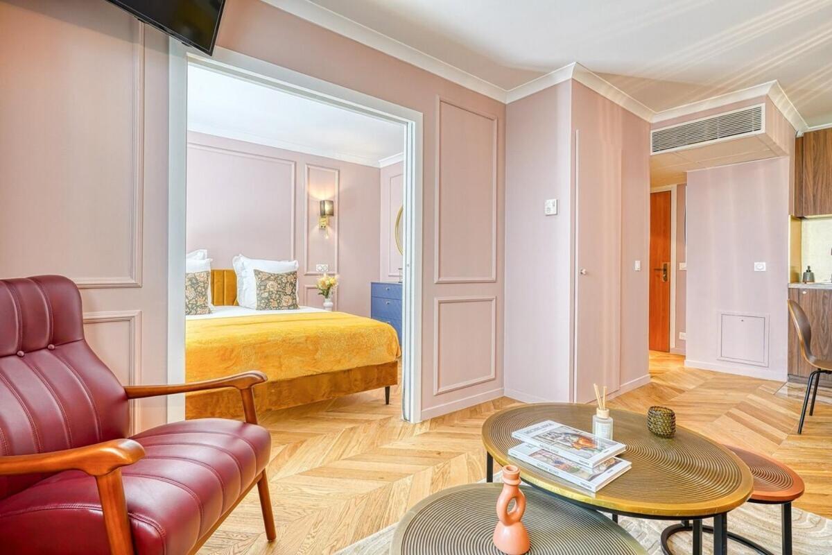 Melody Suite In Paris Courbevoie Exterior photo